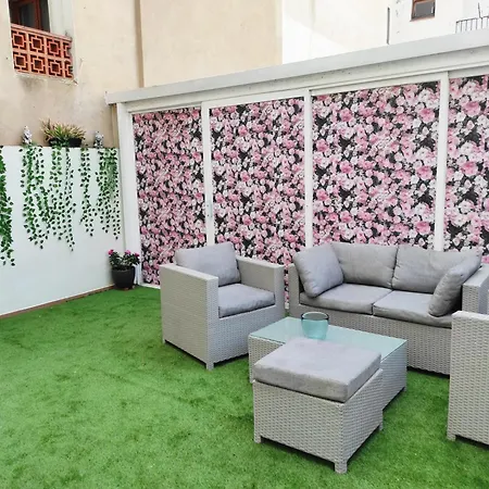 Apartamento Duplex Centrico, En Segunda Linea De Mar *