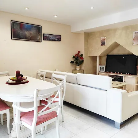 Duplex Céntrico, En Segunda Línea De Mar *